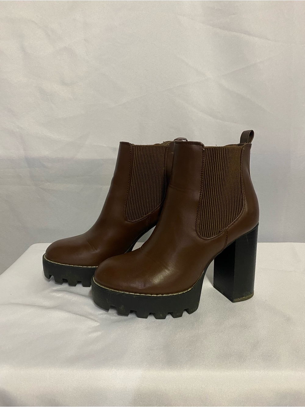 Women’s Brown Platform Chelsea Block Heel Boot